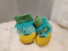 Load image into Gallery viewer, Lilly Killbear Handmade Baby Moccasins (Multiple Styles)
