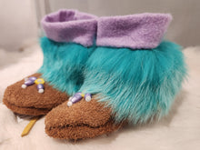 Load image into Gallery viewer, Lilly Killbear Handmade Baby Moccasins (Multiple Styles)
