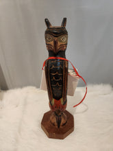 Load image into Gallery viewer, Raven Totem
